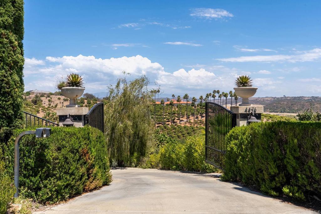 4476 Fallsbrae Road