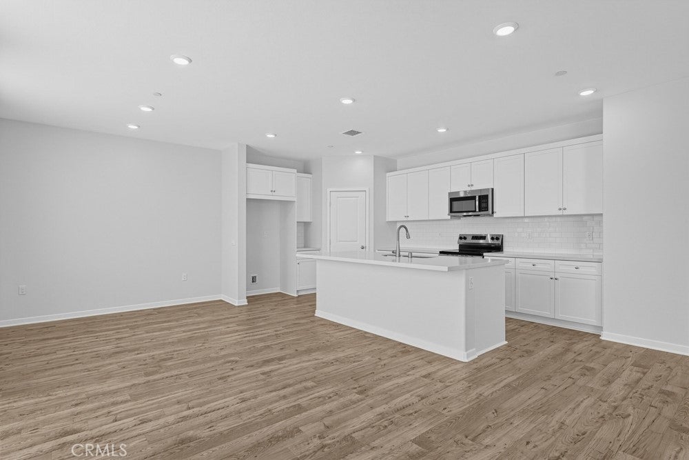 9568 Glenmore Forest Drive