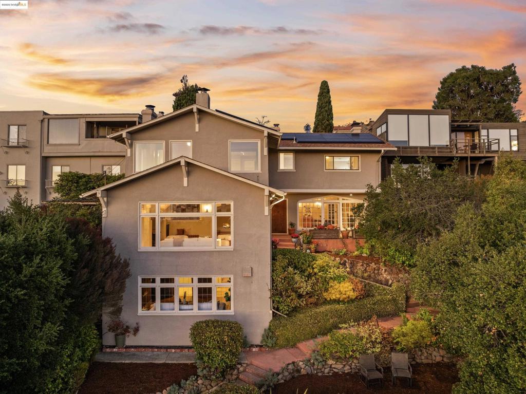 CLAREMONT - Residential