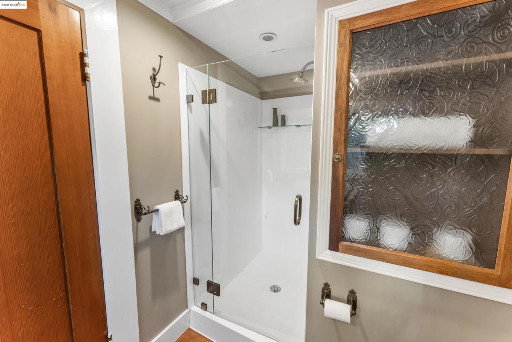 CLAREMONT - Residential