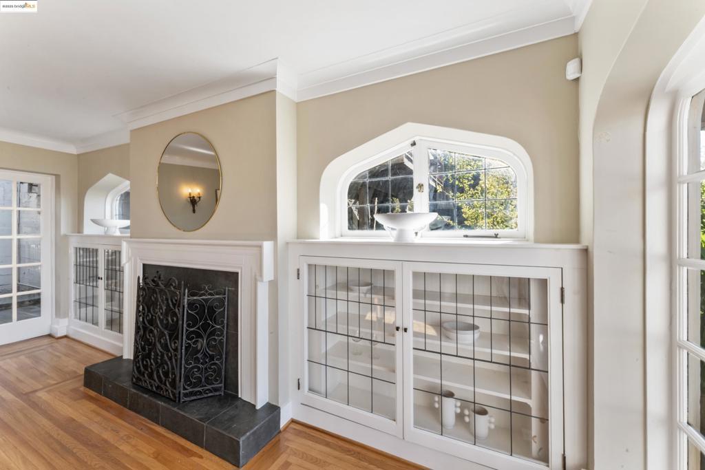 CLAREMONT - Residential