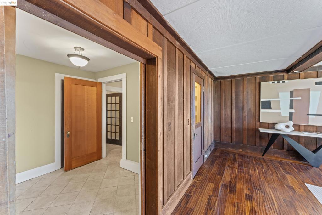 CLAREMONT - Residential