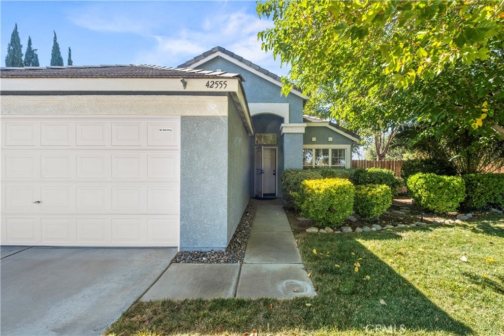 Photo of 42555 La Gabriella Drive, Lancaster, CA 93536 (MLS # SR26213243)