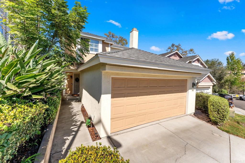 2382 Maravilla Way