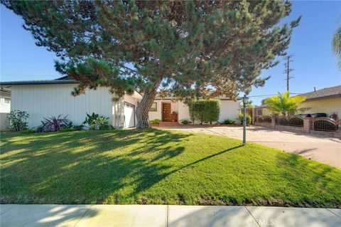 1012 E 45th Long Beach CA 90807