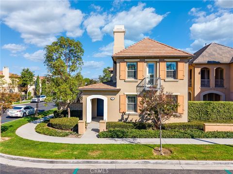 35 Twin Gables Irvine CA 92620