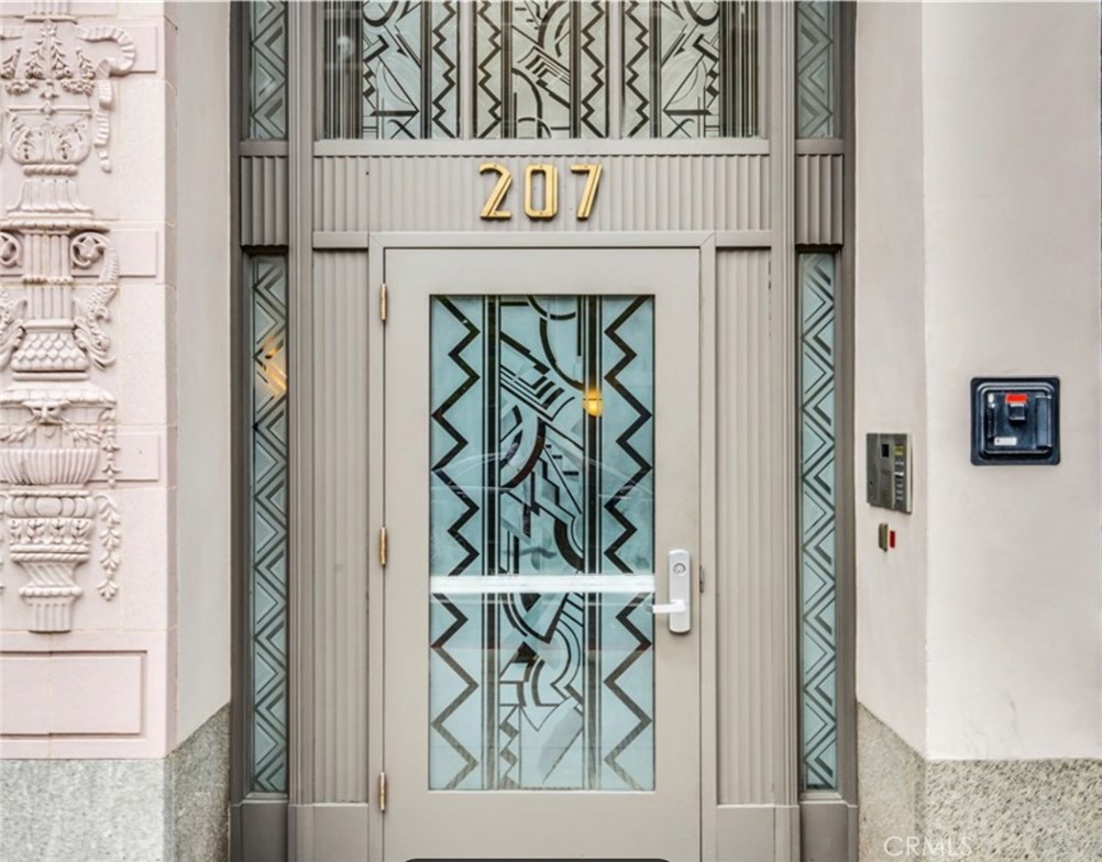 207 Broadway E 302