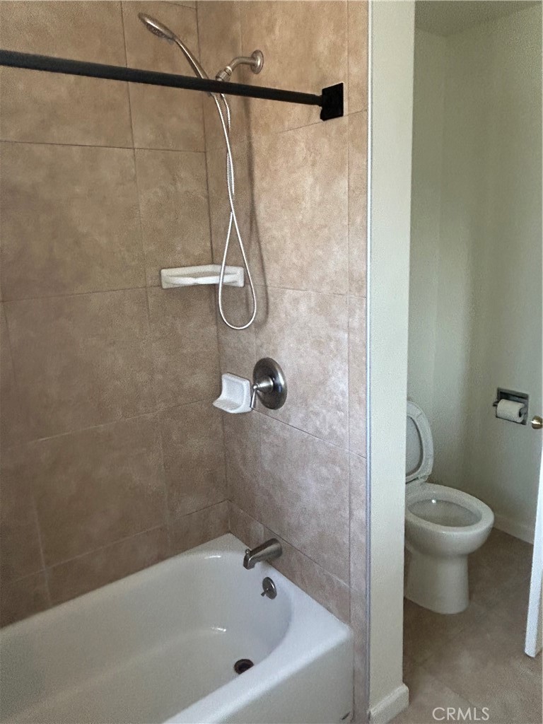 Los Altos/South of Fwy (LSF) - Residential Lease