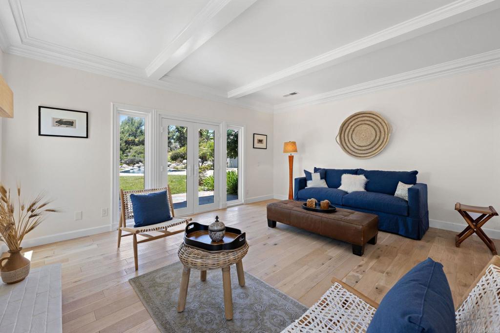 18 Gateview Drive