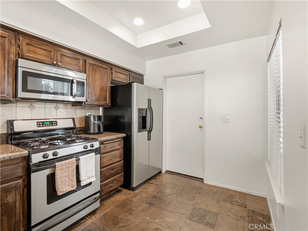 24514 Mcbean Parkway 52