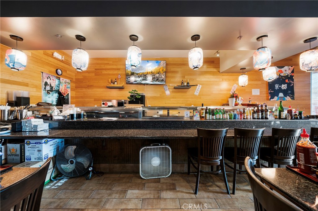 140 140 Hidden Valley Pkwy