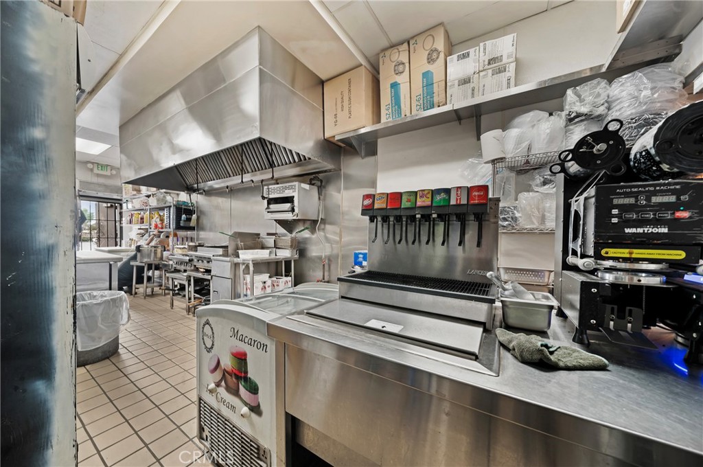 140 140 Hidden Valley Pkwy