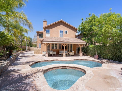 Photo of 28304 Lorita Lane Ln, Saugus, CA 91350 (MLS # SB25046234)