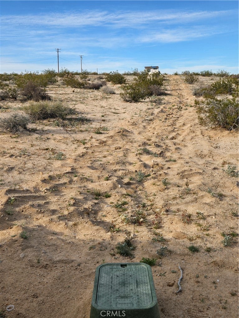 68243 Pioneer Trail