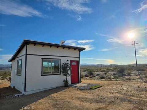 Photo of 68243 Pioneer Trail, 29 Palms, CA 92277 (MLS # CV26043209)