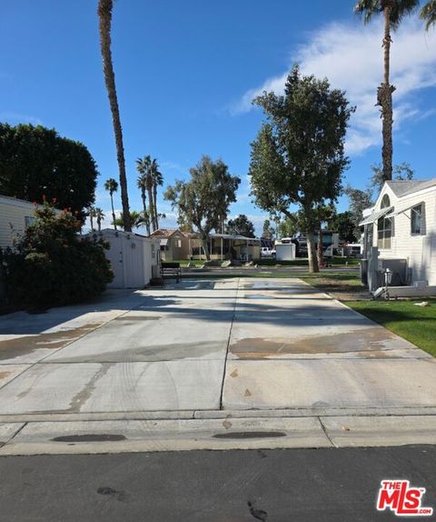 Photo of 84136 Avenue 44 Ave #133, Indio, CA 92203 (MLS # 26650607)