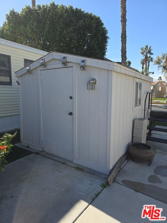 84136 Avenue 44 133