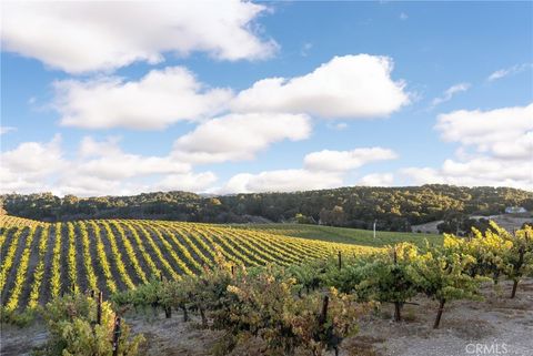Tiny photo for 3000 Oakdale Rd., Paso Robles, CA 93446 (MLS # SC25255578)