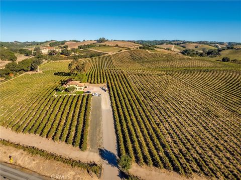 Tiny photo for 3000 Oakdale Rd., Paso Robles, CA 93446 (MLS # SC25255578)