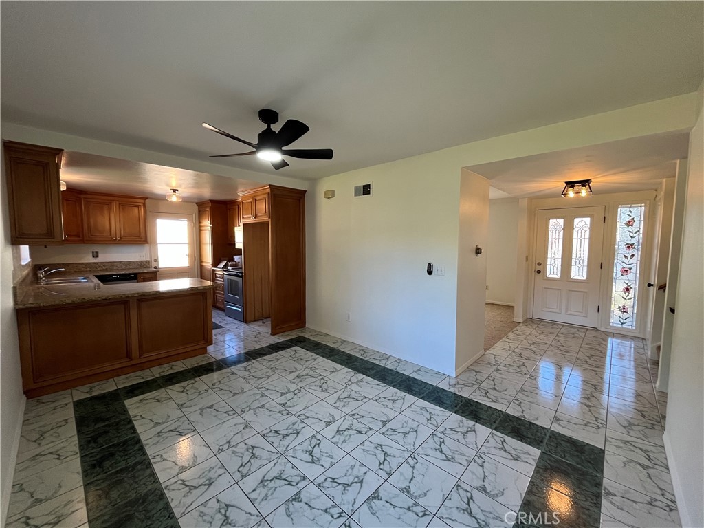 Unknown - Residential Lease