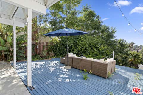 Tiny photo for 593 Benson Way, Thousand Oaks, CA 91360 (MLS # 26868689)