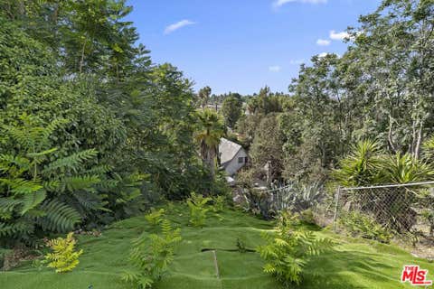Tiny photo for 593 Benson Way, Thousand Oaks, CA 91360 (MLS # 26868689)