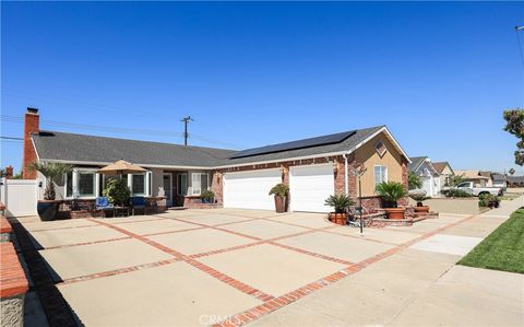 Photo of 15751 Plymouth Lane Ln, Huntington Beach, CA 92647 (MLS # NP26057814)