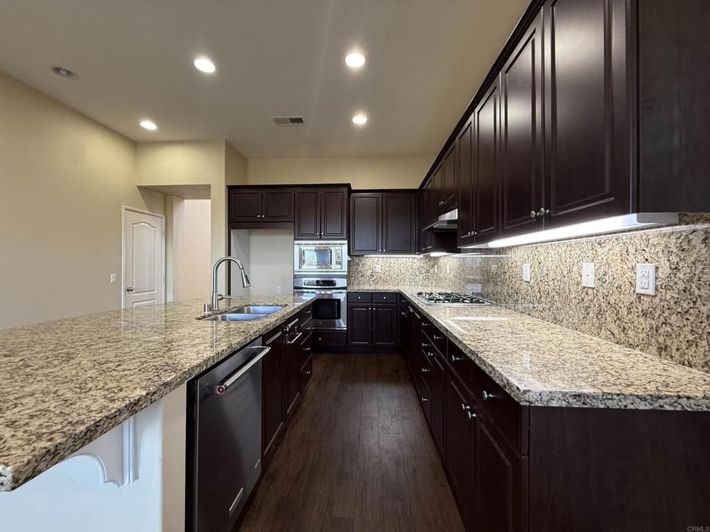 1273 Breakaway Drive