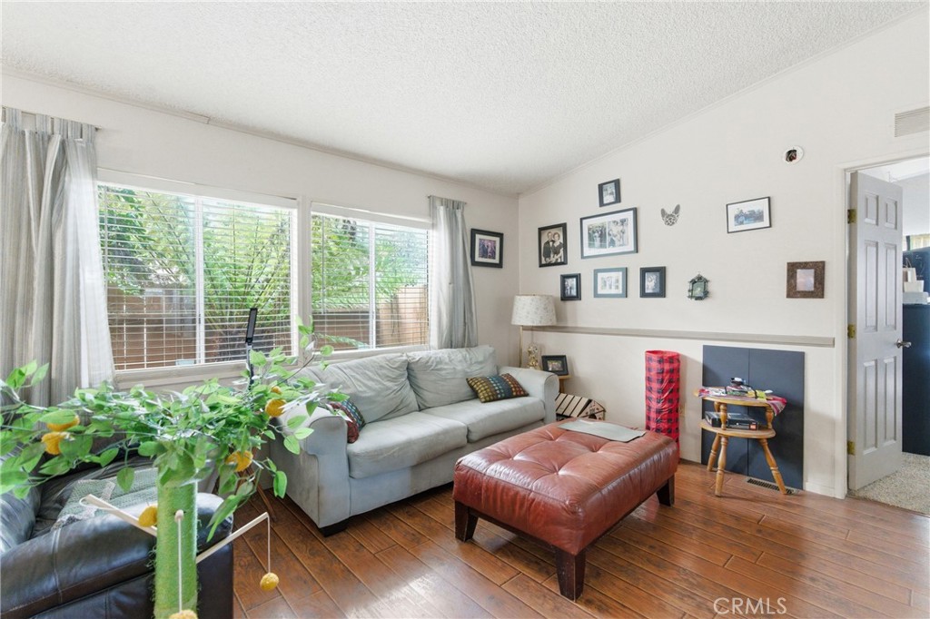 2170 Avenida Redondo