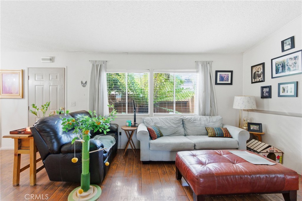 2170 Avenida Redondo