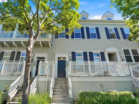 Photo of 3760 Central Pkwy PKWY, Dublin, CA 94568 (MLS # 41135648)
