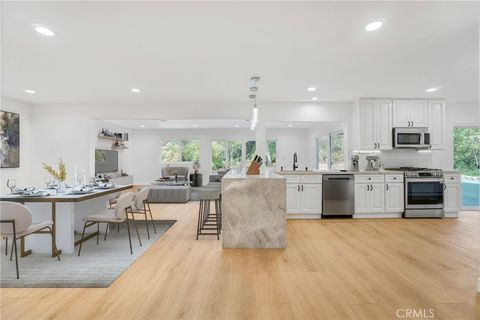 Tiny photo for 27311 Country Glen Rd, Agoura Hills, CA 91301 (MLS # SR26035909)