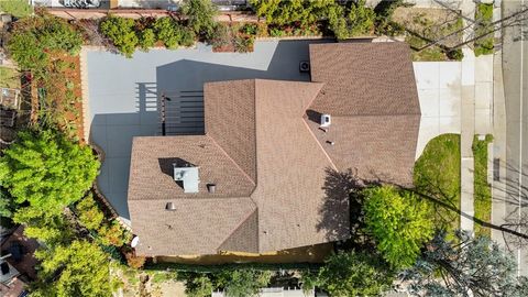 Tiny photo for 27311 Country Glen Rd, Agoura Hills, CA 91301 (MLS # SR26035909)