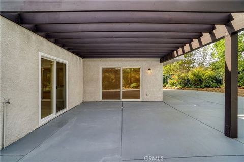 Tiny photo for 27311 Country Glen Rd, Agoura Hills, CA 91301 (MLS # SR26035909)