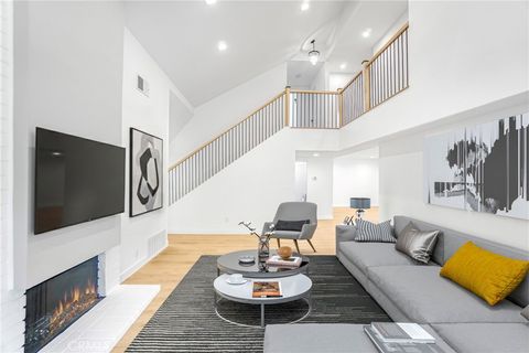 Tiny photo for 27311 Country Glen Rd, Agoura Hills, CA 91301 (MLS # SR26035909)