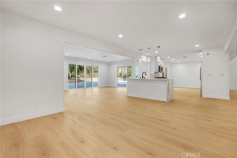 Tiny photo for 27311 Country Glen Rd, Agoura Hills, CA 91301 (MLS # SR26035909)