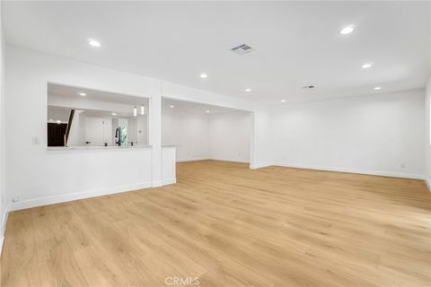 Tiny photo for 27311 Country Glen Rd, Agoura Hills, CA 91301 (MLS # SR26035909)