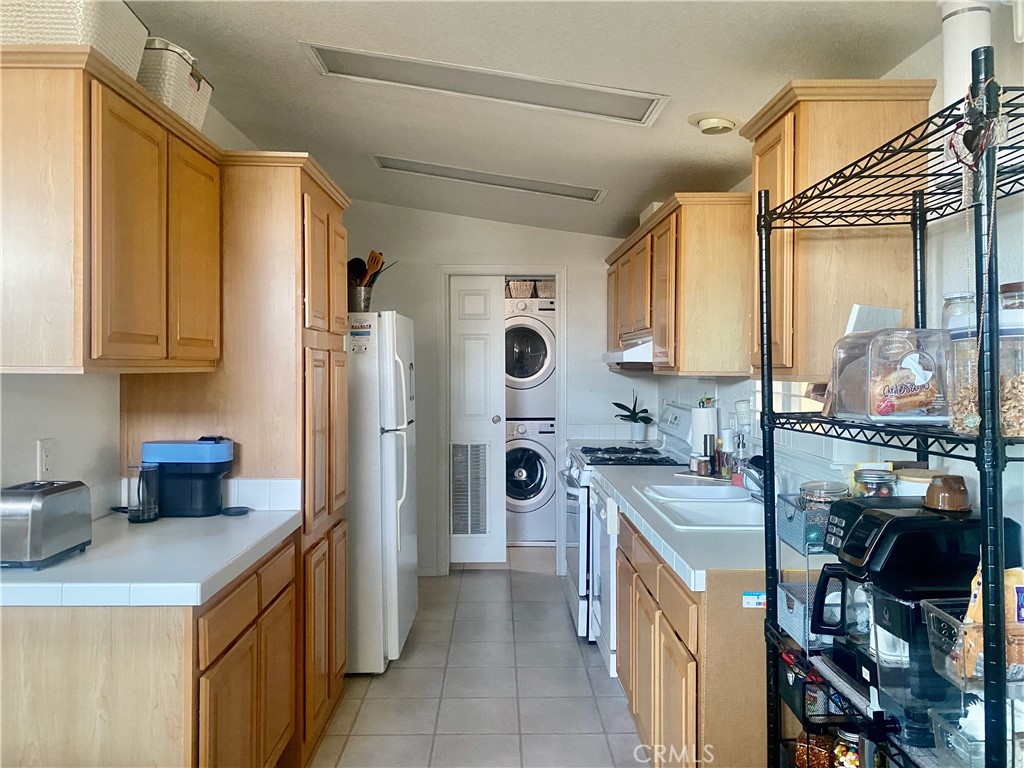 1250 N Kirby Street 132