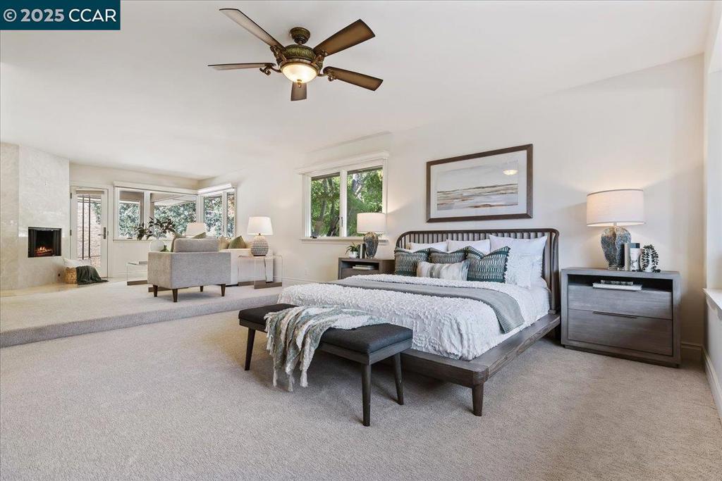 HIDDEN OAKS - Residential