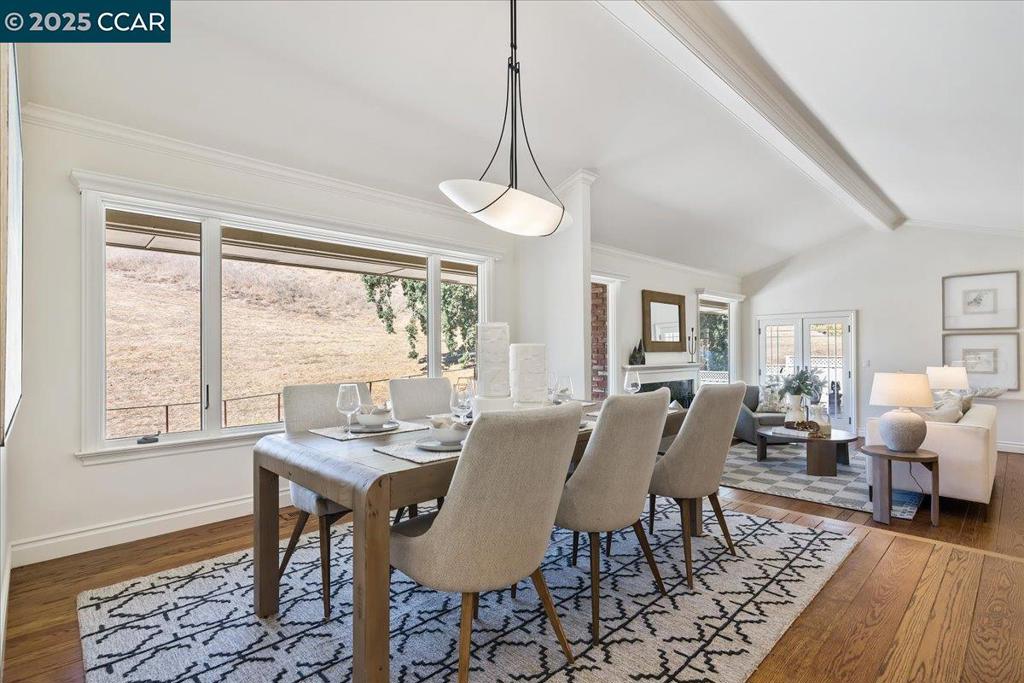 HIDDEN OAKS - Residential