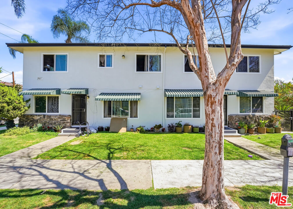 1027 N Parton Street