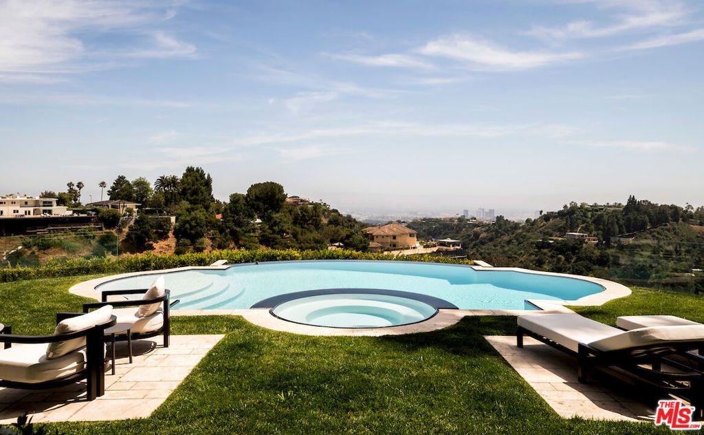 Photo of 10932 Savona Road, Los Angeles, CA 90077 (MLS # 26671117)