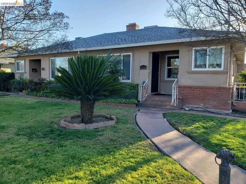 Photo of 3243 3243 Bonnie Lane Ln, Stockton, CA 95204 (MLS # 41126601)