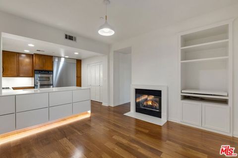 Photo of 5625 Crescent Parkway #324, Playa Vista, CA 90094 (MLS # 26827683)