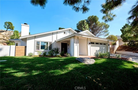 Photo of 11546 Viking AVE, Porter Ranch, CA 91326 (MLS # OC26232413)
