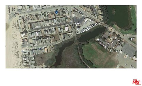 Tiny photo for 370 Pier Avenue, Oceano, CA 93445 (MLS # 25536065)