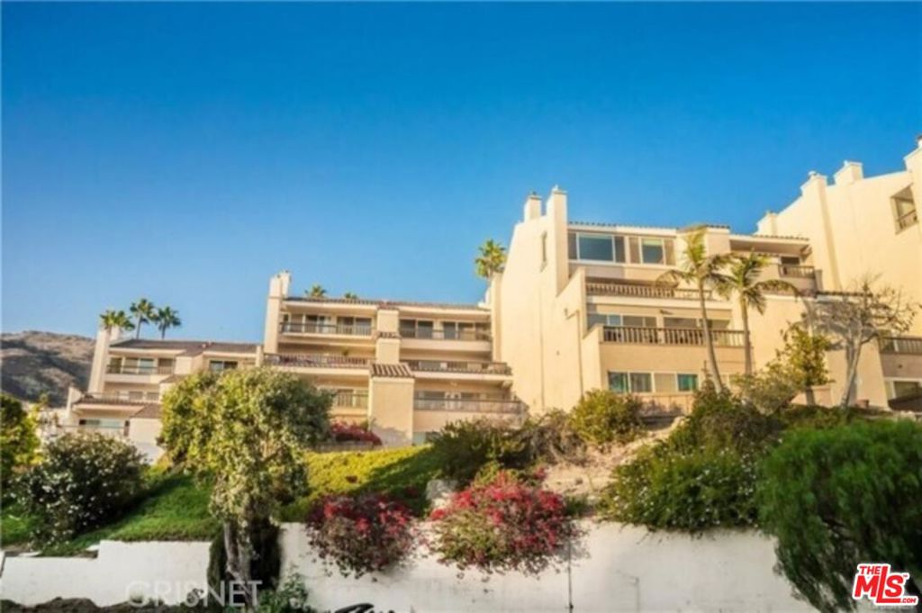 Maison De Ville - Residential Lease