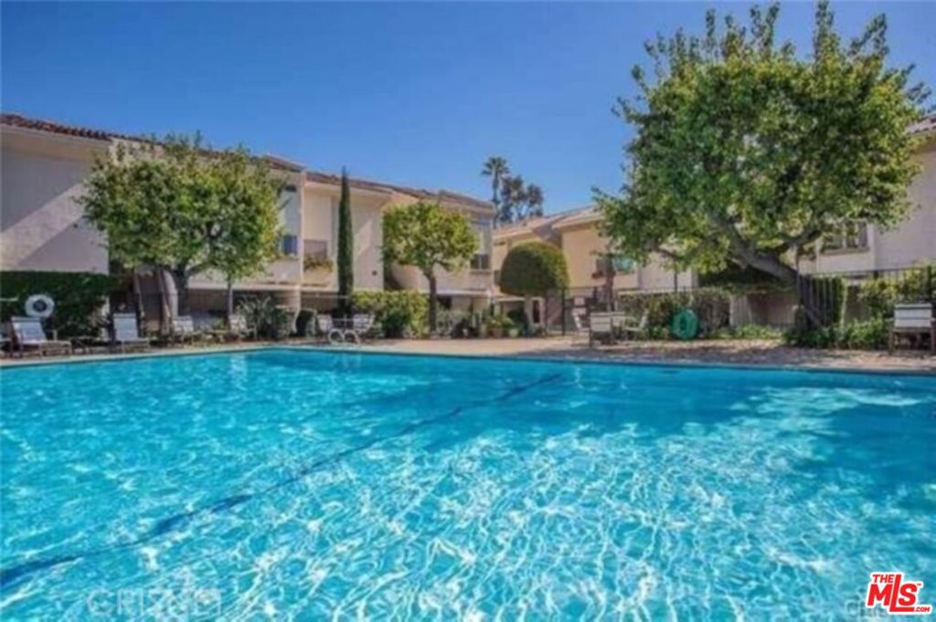 Maison De Ville - Residential Lease