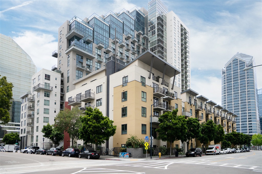 Beautifully remodeled west-facing CORNER-UNIT with tons of natural light. Home features new quartz countertops throughout, oversized sink in kitchen, new modern fixtures, gas fireplace, and wood laminate floors. Treo has one of the lowest HOAs downtown and is walking distance to EVERYTHING: Restaurants, bars, shops, and farmers markets. Live in one of the most desirable buildings downtown with 24 hour security, pool, gym, jacuzzi, BBQs and more! See supplement for additional upgrades and features. Pictures don't do this home justice! This is a must see!! Kitchen and bathroom completely remodeled! List of updates include: New countertops, modern glass backsplash, new sinks and fixtures, new glass shower door, new fans, light fixtures and paint. Additional building amenities include Webpass from Google Fiber, which provides Gigabit internet speed. Treo also has 24/7 security concierge that includes package and delivery service. Feel at ease knowing your packages are safe! All included with the low HOA! Close to freeways and everything downtown living offers.. Neighborhoods: Little Italy / Colombia Complex Features: ,,,,,,, Equipment: Dryer,Fire Sprinklers, Washer Other Fees: 0 Sewer: Sewer Connected Topography: LL