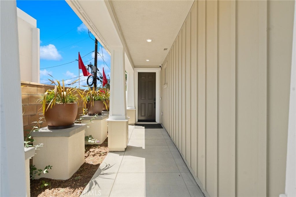 480 Citrus Oak Road